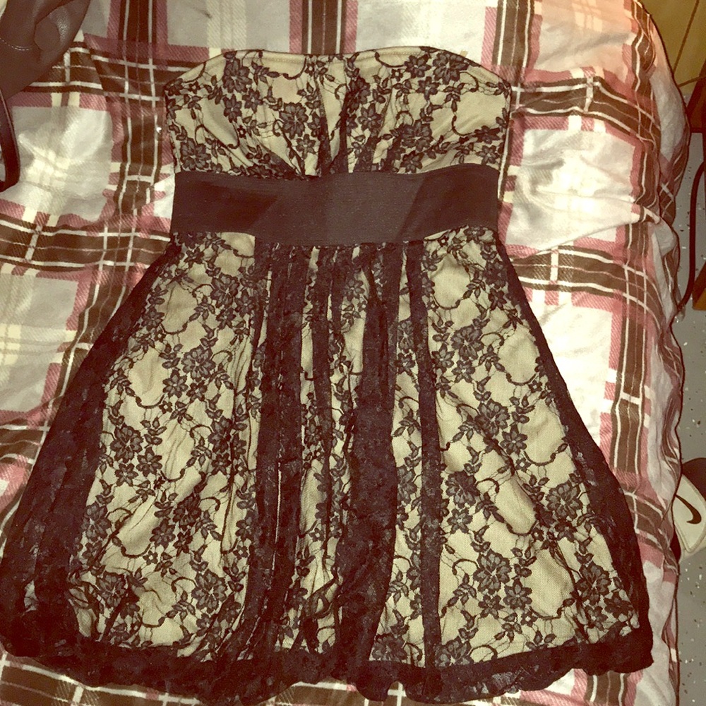 Strapless dress